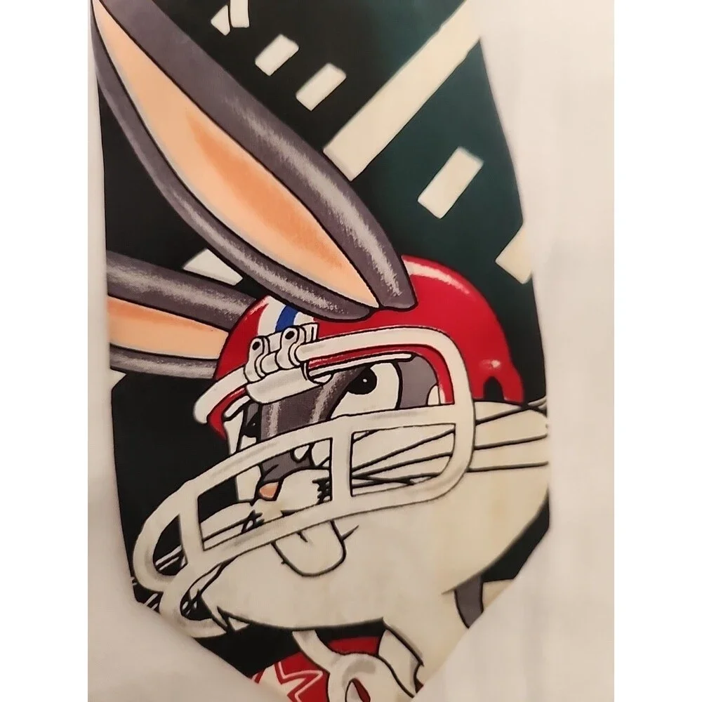 Vtg. Looney Tunes Mens Tie Mania Football Theme Bugs Bunny Taz Black Background